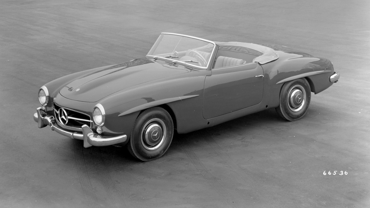 ภาพประกอบข่าว: รถยนต์พระที่นั่งในอดีต MERCEDES BENZ 190SL
