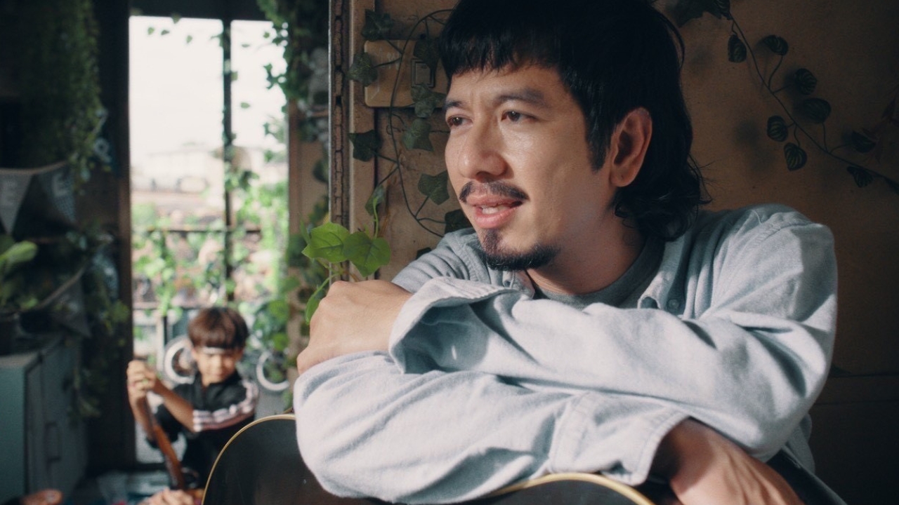 แหลม สมพล ถ่ายทอดจิตวิญญาณของ “มือปืน” ผ่านบทเพลงจริงจากใจ ในสุนัขของนาย และ หนีคดี