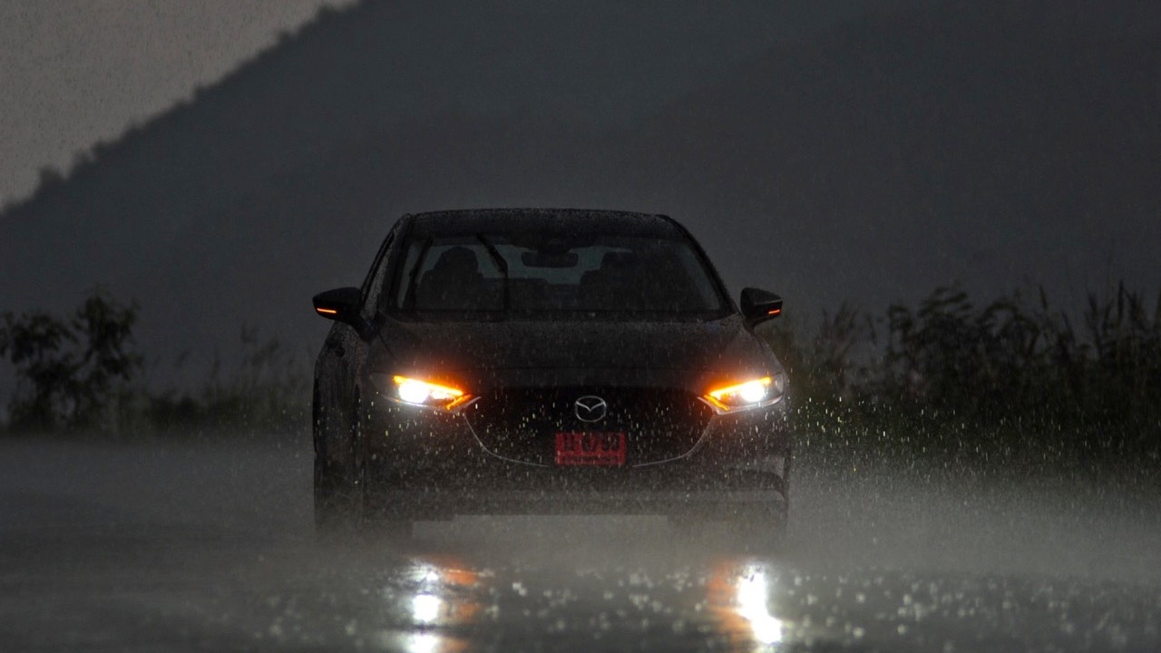 Techniques for Controlling a Vehicle on Wet and Slippery Roads During Rain