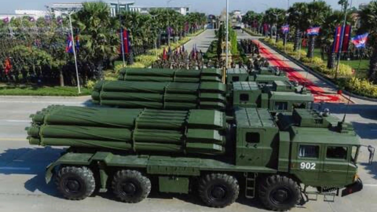 เครื่องยิงจรวดหลายลำกล้อง PHL-03 อาวุธร้ายเขมรที่ยังรอการทำลาย 