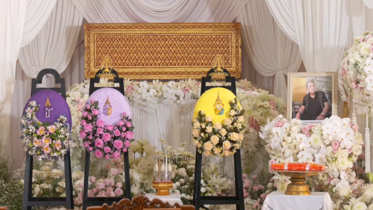 พิธีสวดพระอภิธรรม เปี๊ยก โปสเตอร์ คืนที่ 2 คนบันเทิงร่วมอาลัยหลายคน