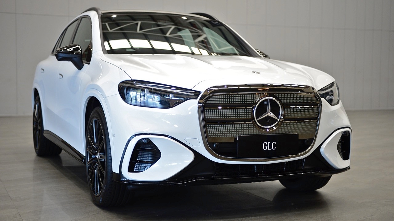 เจาะรายละเอียดและสมรรถนะเอสยูวีไฟฟ้ารุ่นใหม่ MERCEDES-BENZ NEW GLC ELECTRIC