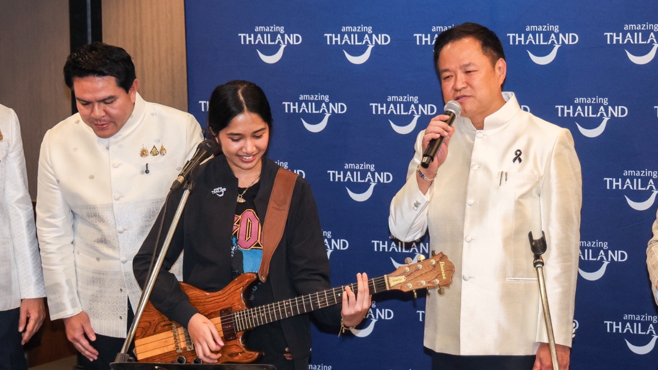 นายกฯ นำทีมร่วมร้องเพลงกับ “น้องเนเน่” ส่งกำลังใจลุยเวที อเมริกาก็อตทาเลนต์ สร้างชื่อให้ประเทศ
