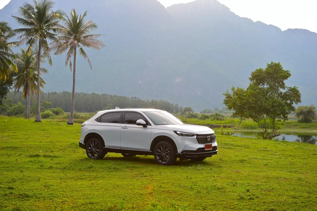 สัมผัสแรก ทดสอบ HONDA NEW HR-V e:HEV RS 