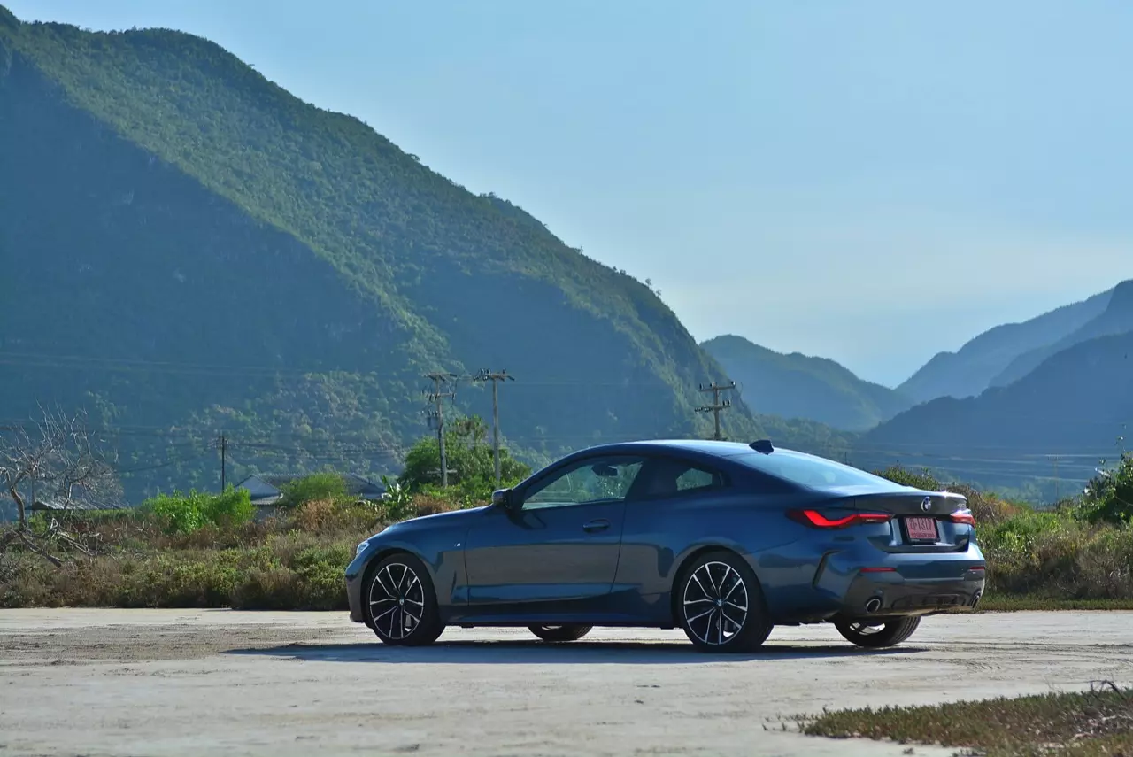 หนูเล็ก เด็กจมูกโต! ทดสอบ BMW 430i M SPORT G22