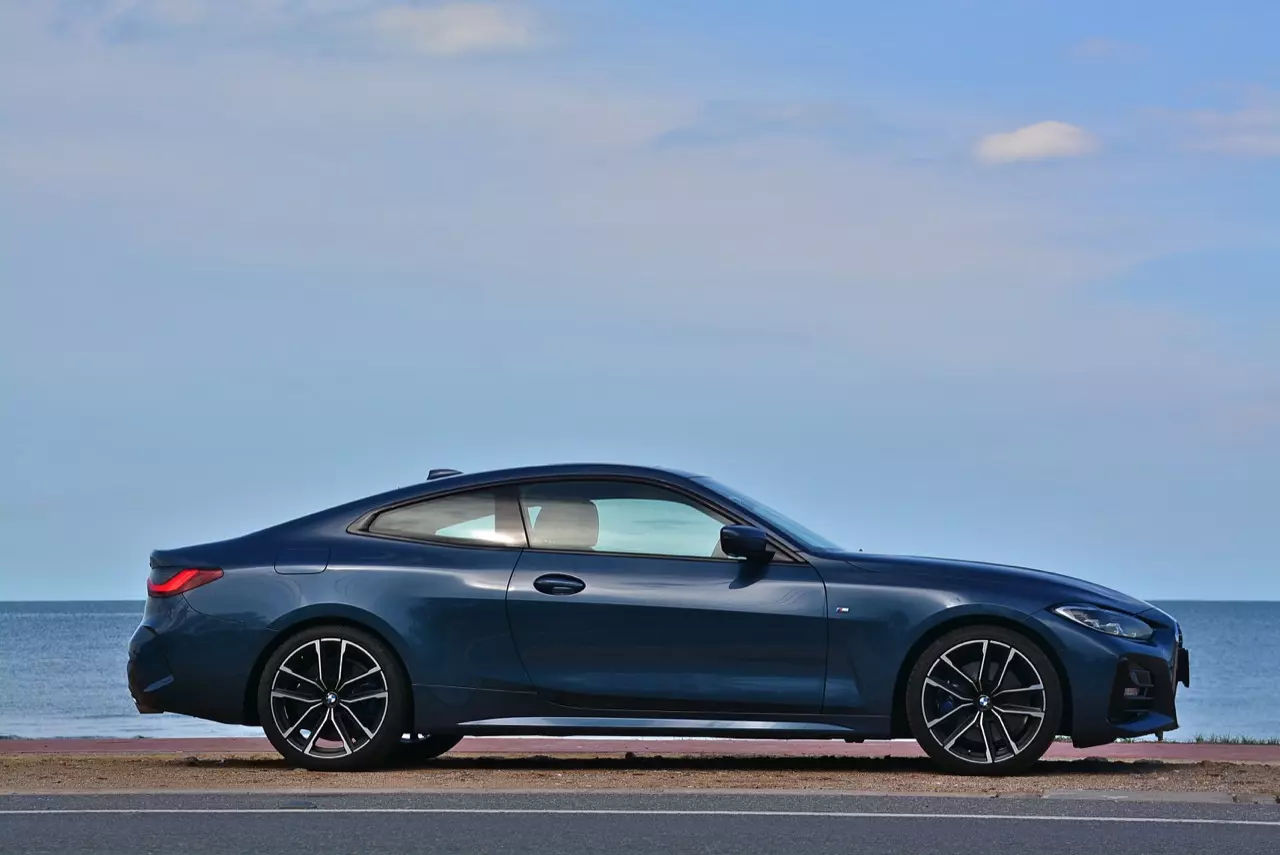 หนูเล็ก เด็กจมูกโต! ทดสอบ BMW 430i M SPORT G22