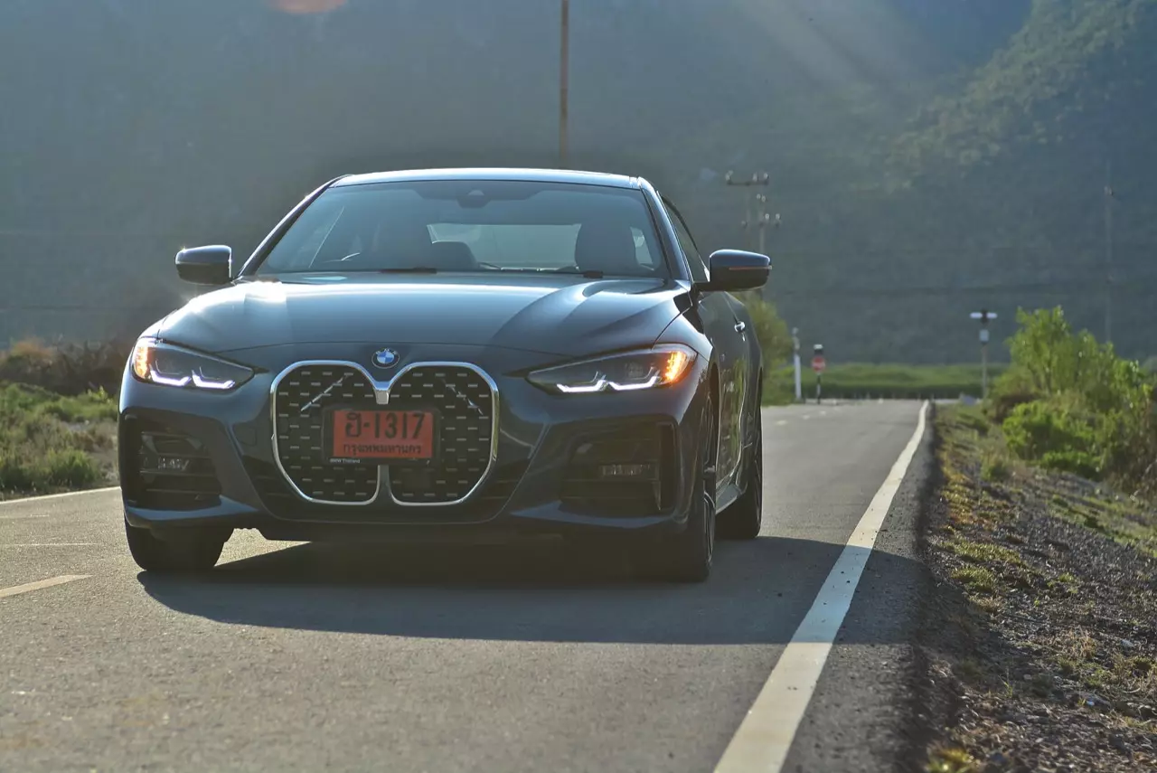 หนูเล็ก เด็กจมูกโต! ทดสอบ BMW 430i M SPORT G22