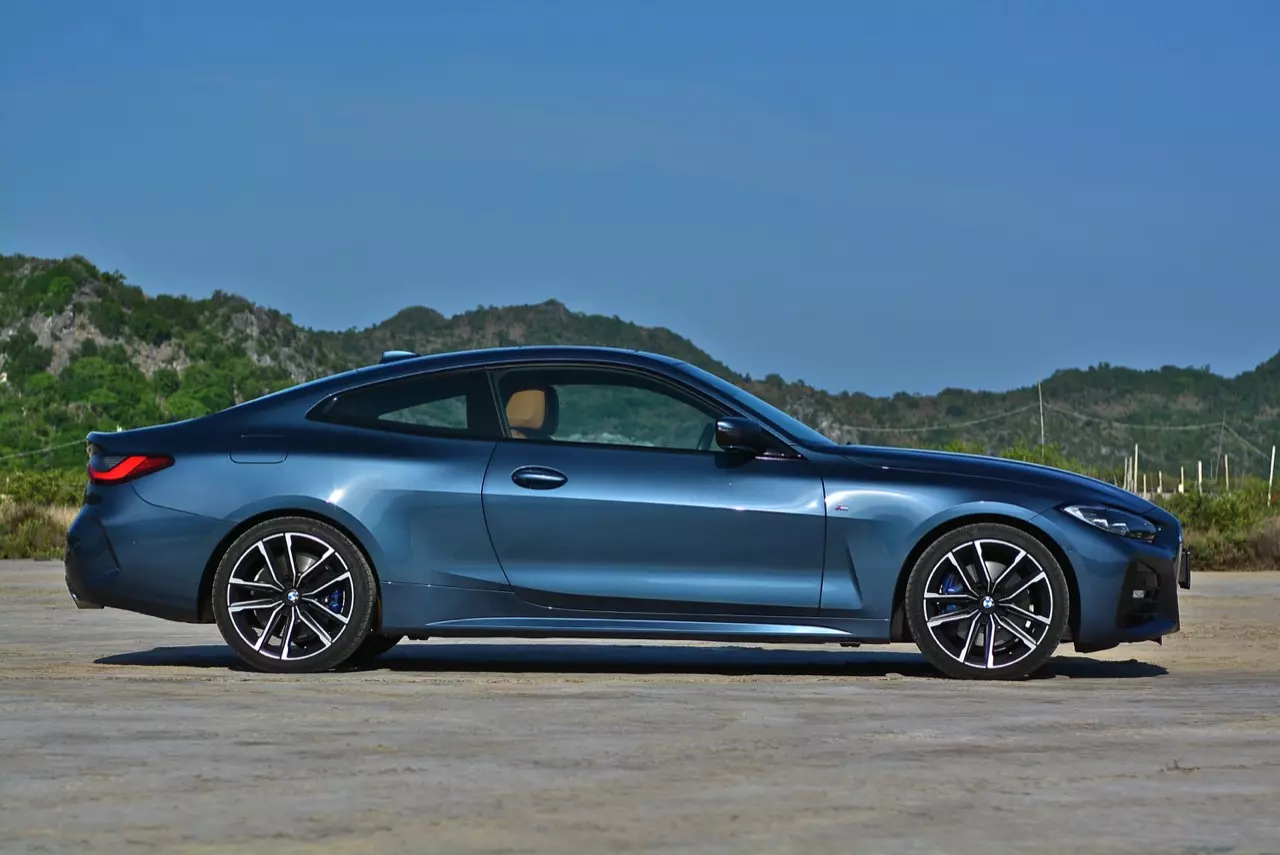 หนูเล็ก เด็กจมูกโต! ทดสอบ BMW 430i M SPORT G22