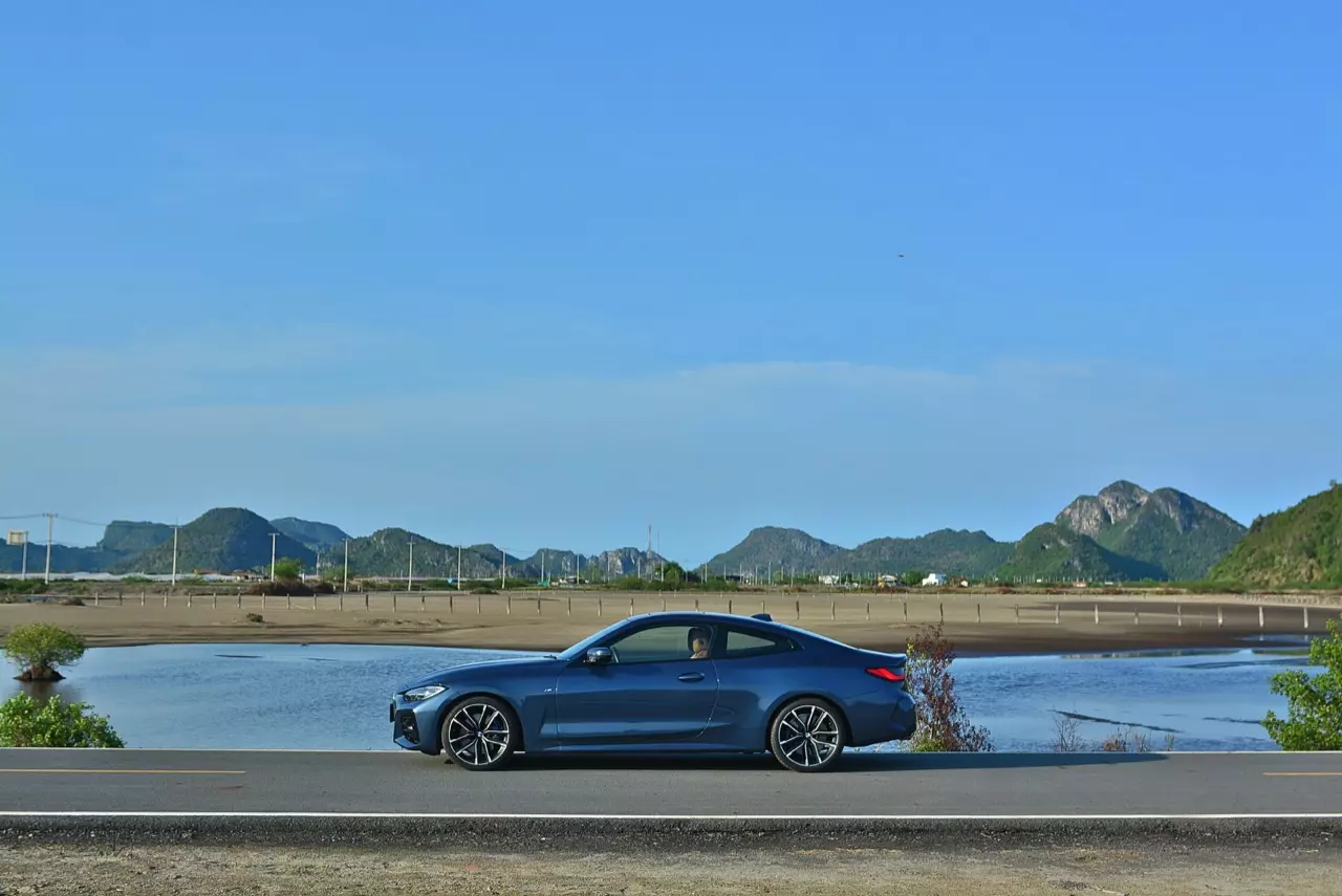 หนูเล็ก เด็กจมูกโต! ทดสอบ BMW 430i M SPORT G22