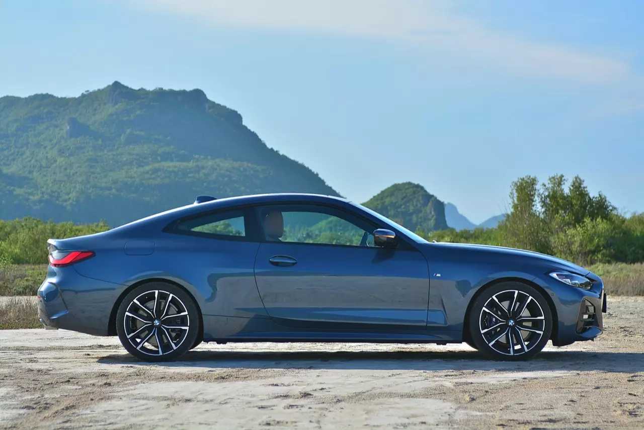 หนูเล็ก เด็กจมูกโต! ทดสอบ BMW 430i M SPORT G22