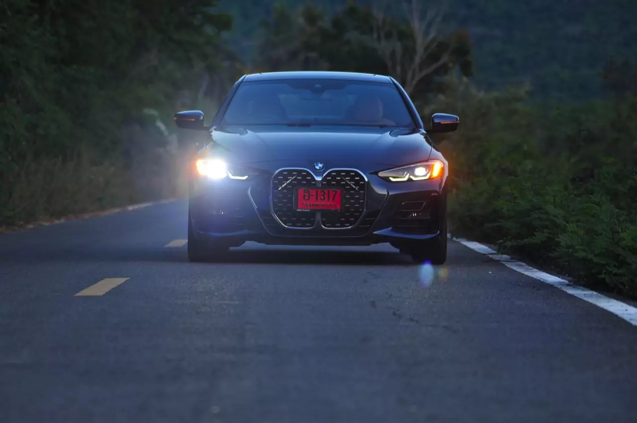 หนูเล็ก เด็กจมูกโต! ทดสอบ BMW 430i M SPORT G22