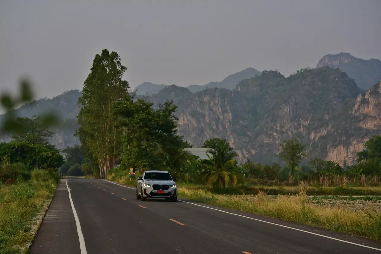 ดึงโหด ทดสอบ BMW X4 M COMPETITION LCI 2023