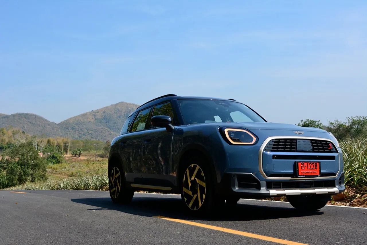 ประกอบไทยราคาดีงาม ทดสอบ MINI COUNTRYMAN COOPER S ALL4 U25 