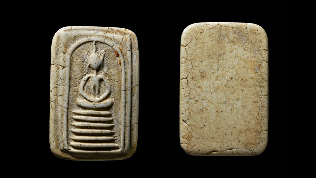 พระสมเด็จเกศไชโย พิมพ์ ๖ ชั้นอกตัน วัดไชโยวรวิหาร ของสถิต ราชบุรี.