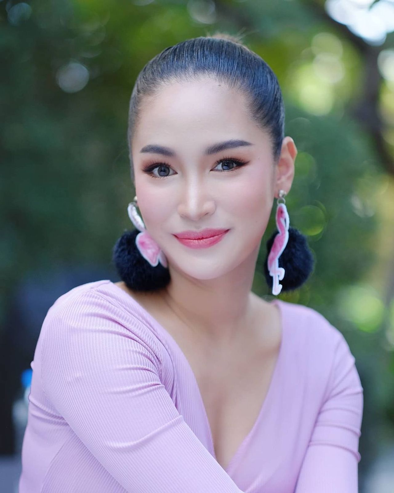 พลอย พลอยพรรณ ก่อนทำจมูก ขอบคุณภาพจากไอจี @purploy