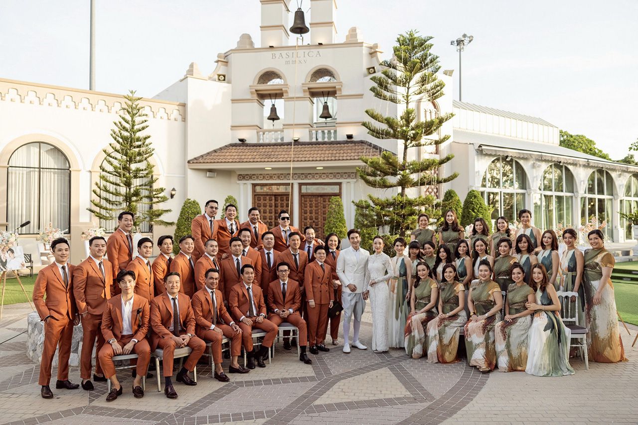 เพื่อนเจ้าบ่าวเจ้าสาวไม่ใช่ทีมอเมริกันฟุตบอล