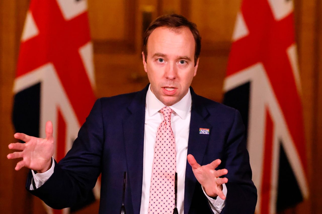 นายแมต แฮนค็อก รมว.สาธารณสุขอังกฤษ