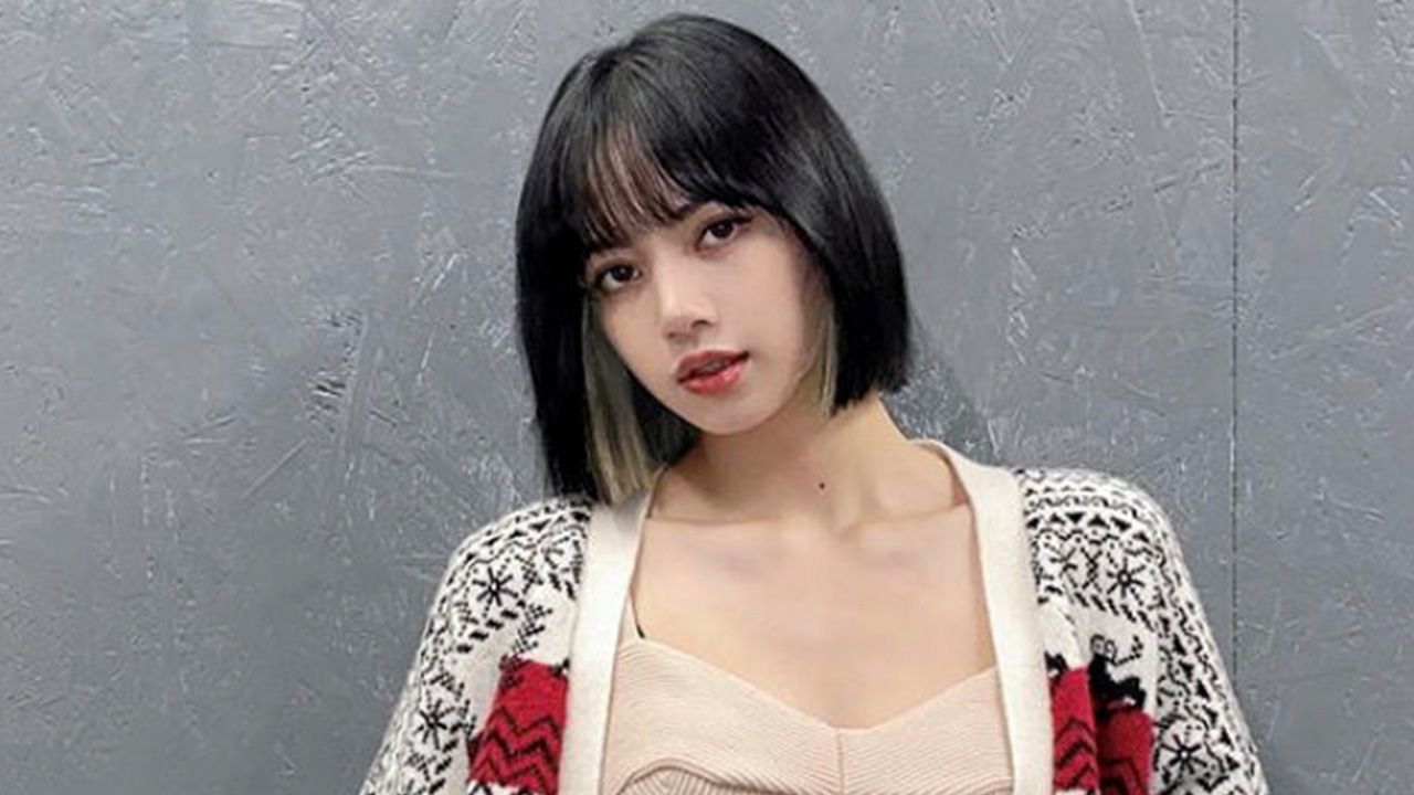 ยืนหนึ่งความสวยฟาด! ลิซ่า วงแบล็คพิงค์ คว้าอันดับ 1 คนดัง ที่มีใบหน้าสวยที่สุดในเอเชียปี 2020 จัดอันดับโดย TCCAsia สาวไทยไม่แพ้ชาติใดในโลก!