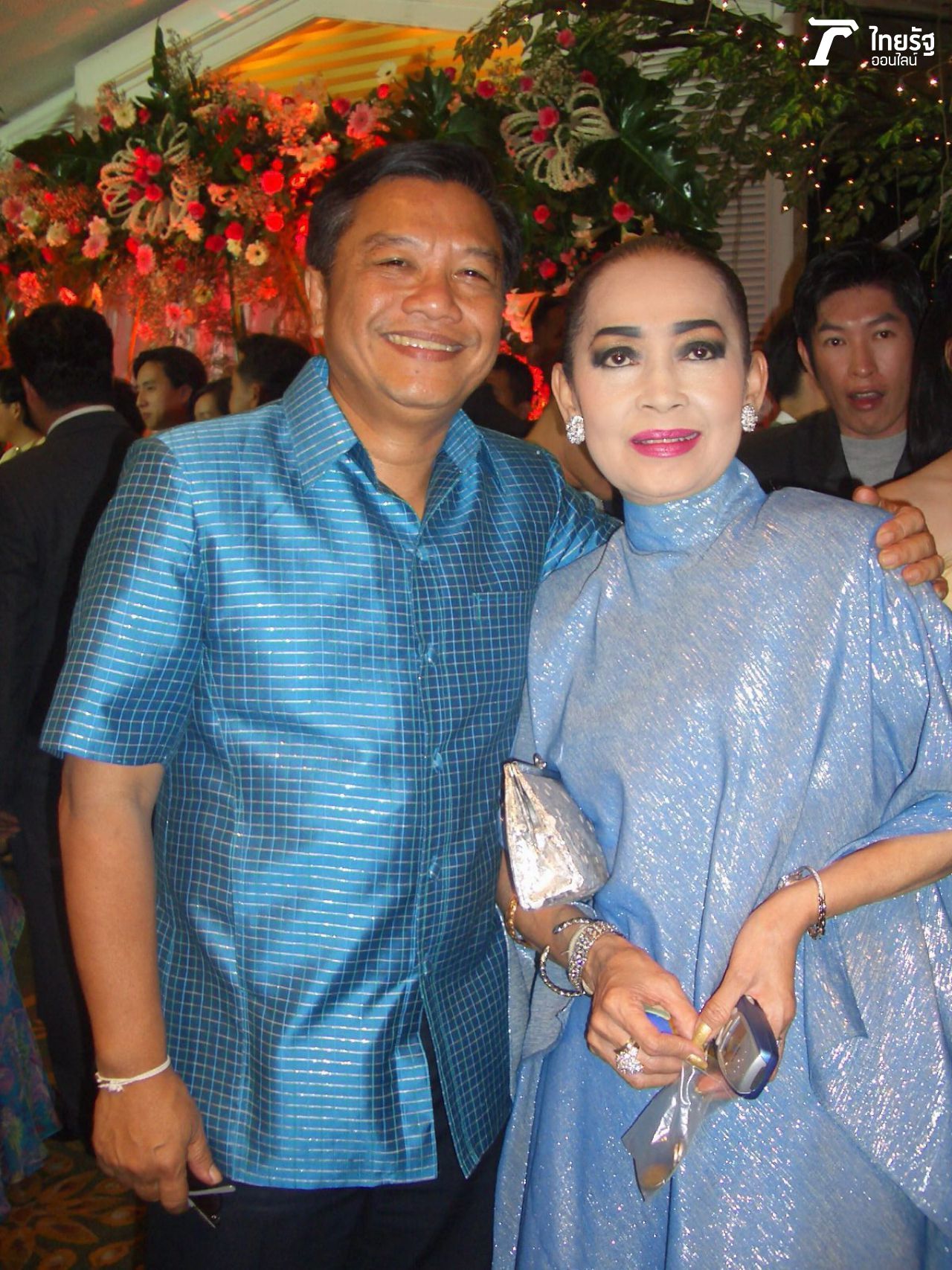 พ่อรอง-แม่ทุม