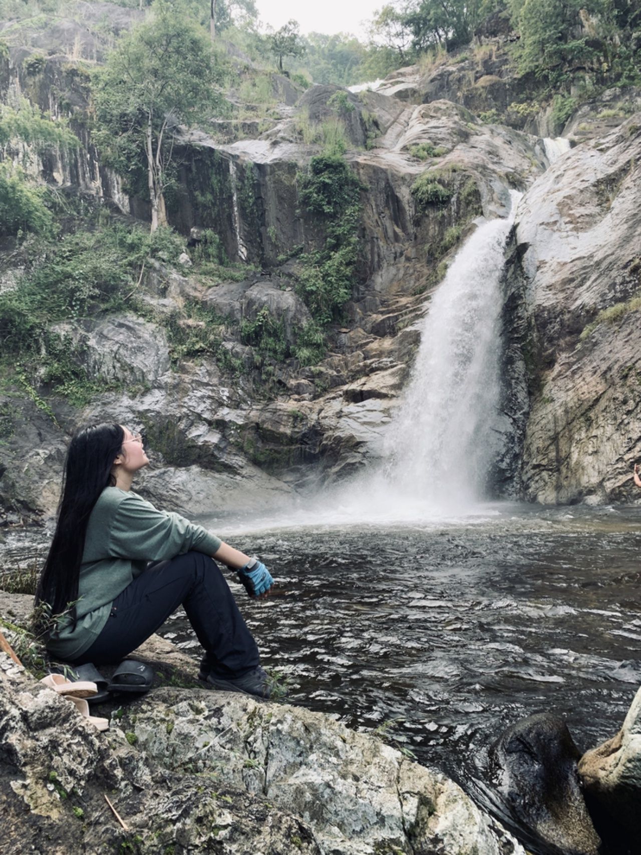 กางเต็นท์นอน แล้วไปเที่ยวน้ำตกแม่รีวา ชิล ชิล..