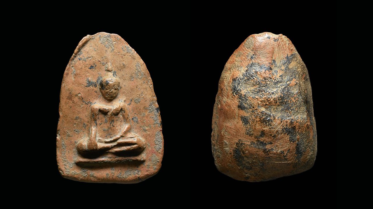 พระกำแพง เม็ดมะลื่น กรุลานทุ่งเศรษฐี กำแพงเพชร ของ พรรค คูวิบูลย์ศิลป์.