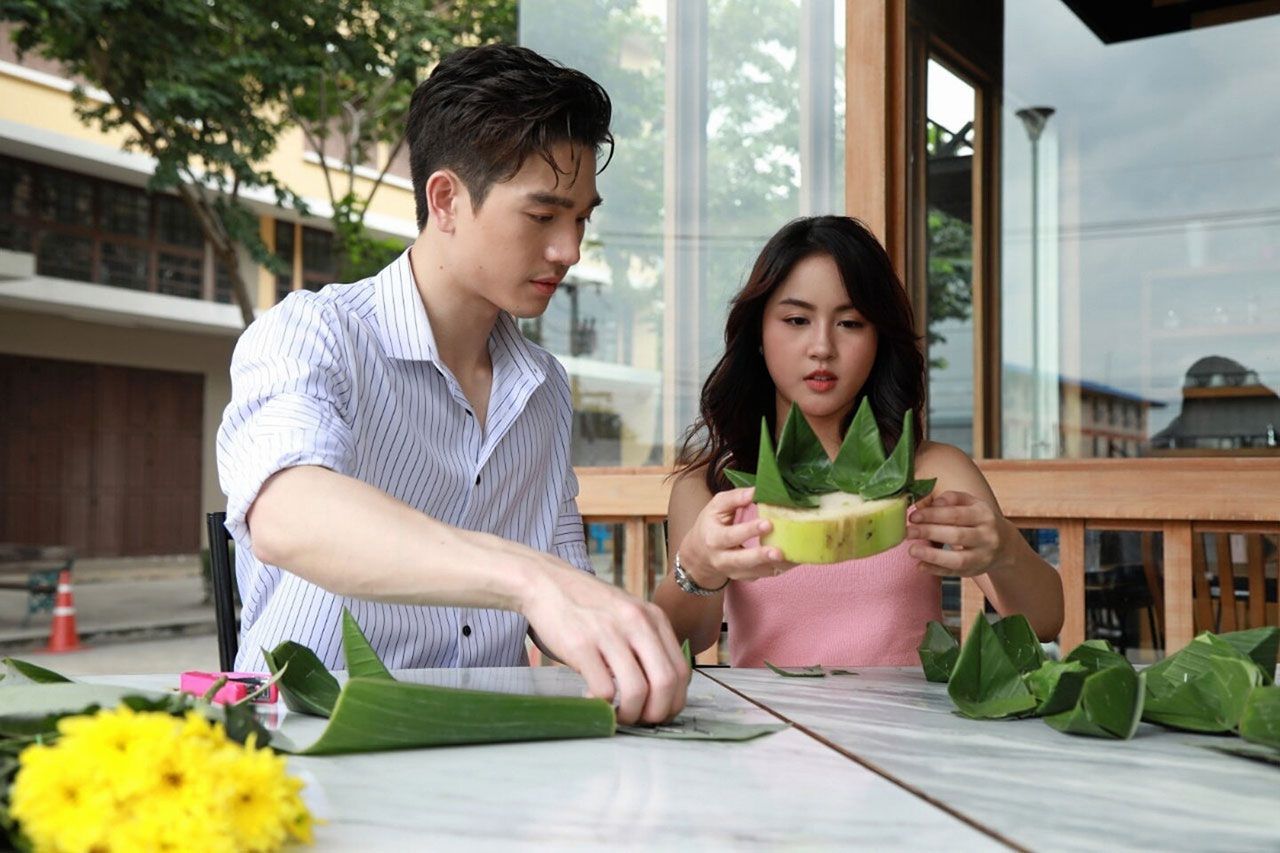 “ตงตง-มุก”ชวนทำกระทง.