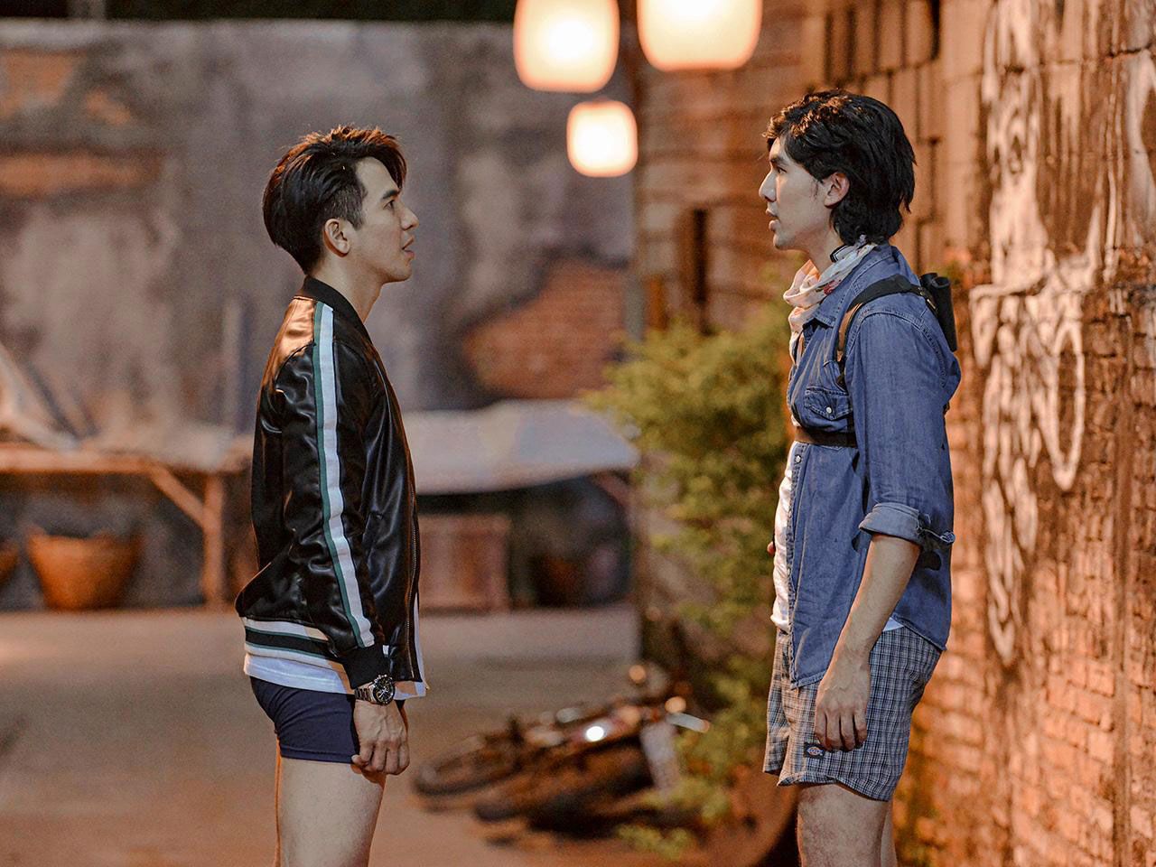 การเผชิญหน้าครั้งแรกของ 