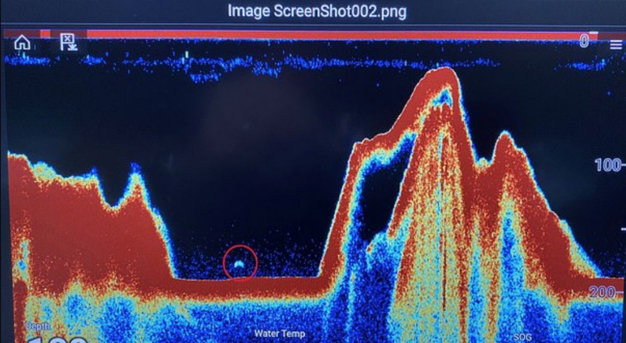 ภาพจาก@Ronald Mackenzie : เครื่องโซนาร์ตรวจพบวัตถุปริศนาขนาดใหญ่ใต้ทะเลสาบล็อกเนสส์ ในสกอตแลนด์