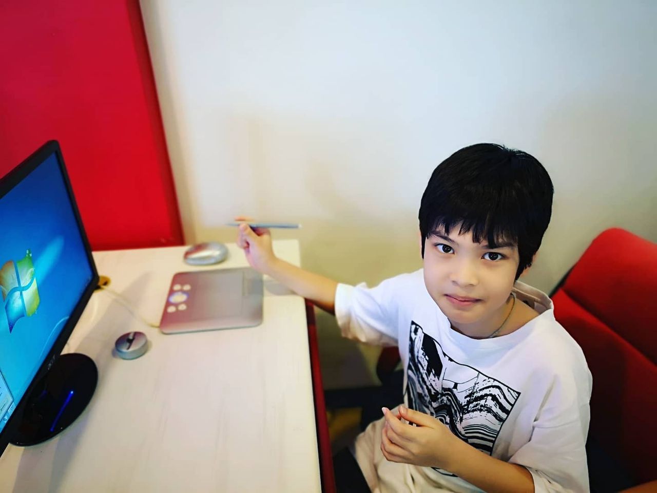 น้องฑีฆายุ ขอบคุณภาพจากเฟซบุ๊ก แอนนี่ ฑีฆายุ