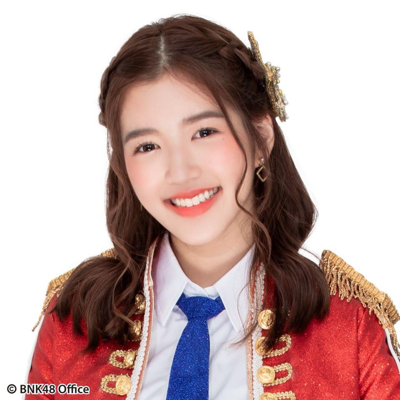 จูเน่ BNK48