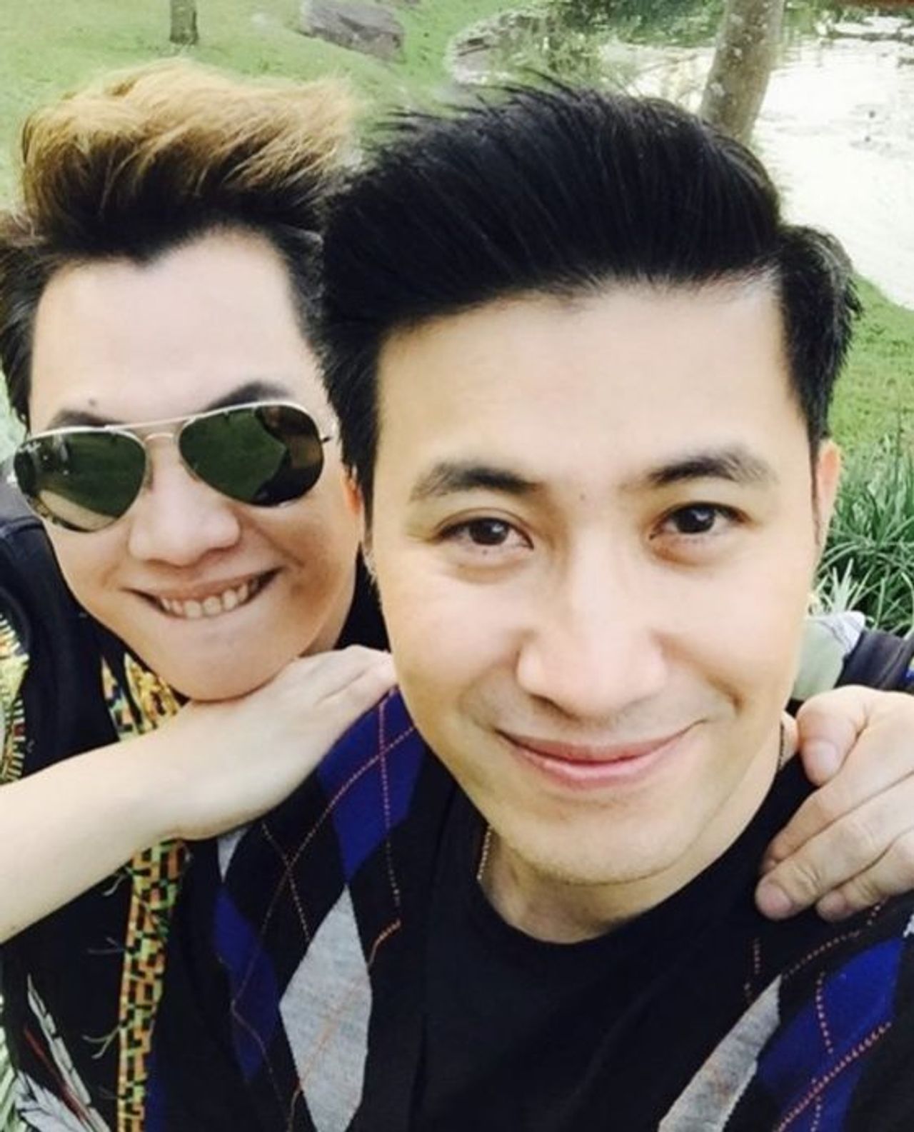 หนุ่ม-มดดำ