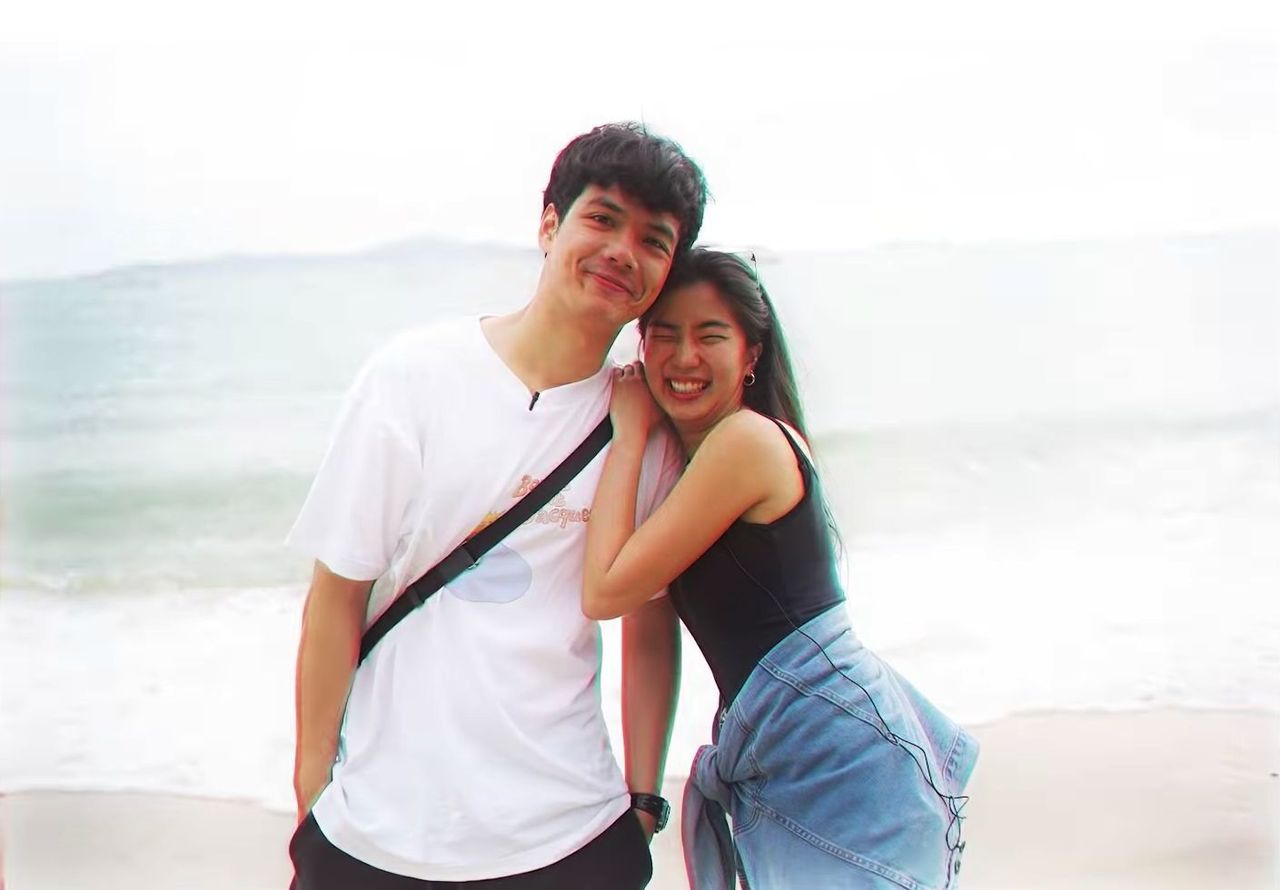 นิกกี้-ก้อย ขอบคุณภาพจากยูทูบ Nickynachat