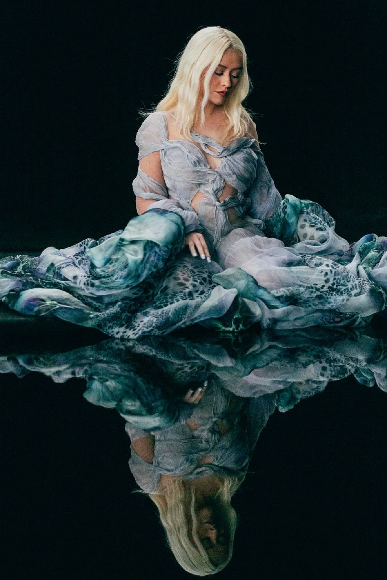 ภาพจากเฟซบุ๊ก Christina Aguilera