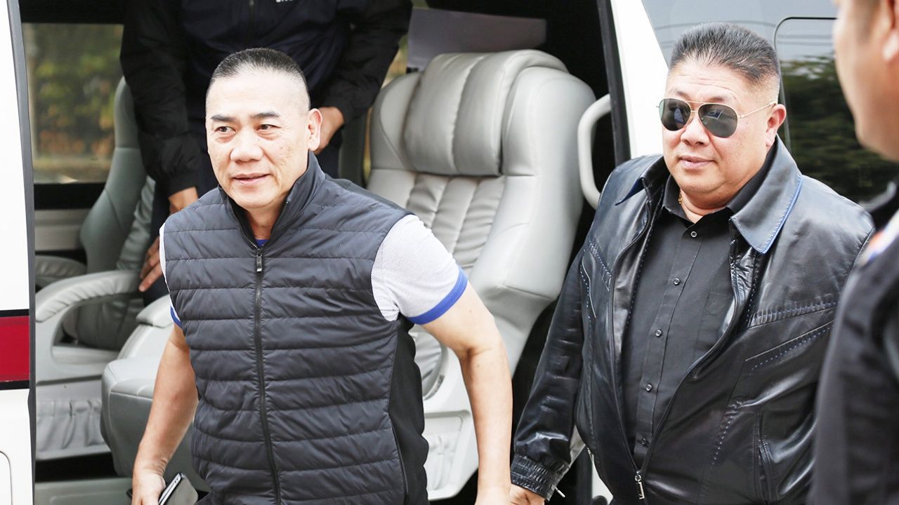 รับบัญชาลุยเอง ถกทีมล่า 