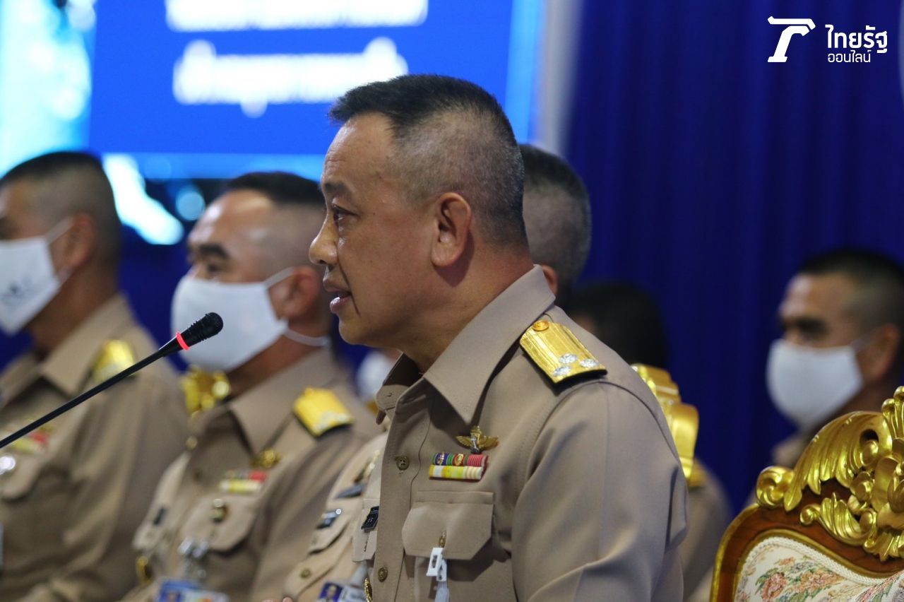 พล.ร.ท.เถลิงศักดิ์ ศิริสวัสดิ์ เจ้ากรมยุทธการทหารเรือ