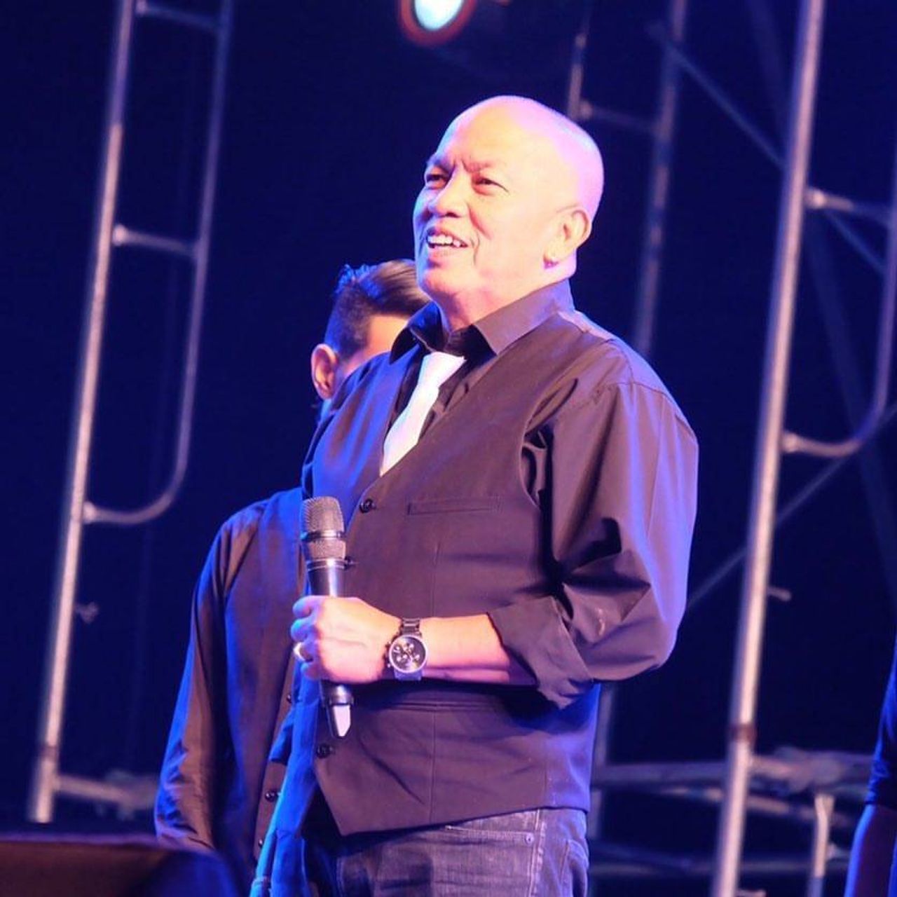 ค่อม ชวนชื่น ขอบคุณภาพจากไอจี @na.kom_