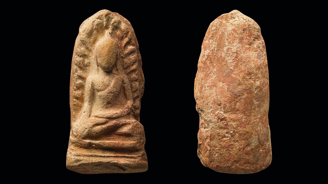 พระรอด พิมพ์เล็ก วัดมหาวัน ลำพูน ของ ชโณทัย ตันวรรณา.