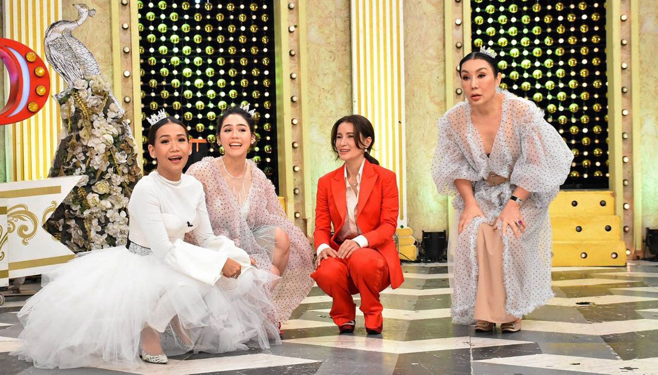 นางเอกติดดิน