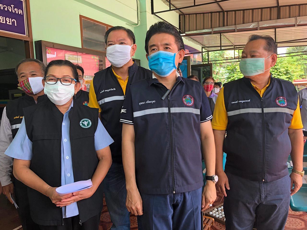 คณะผู้บริหาร อบจ.หนองคาย ออกเยี่ยมให้กำลังใจ อสม.ผู้ปฏิบัติงานในทุกพื้นที่.