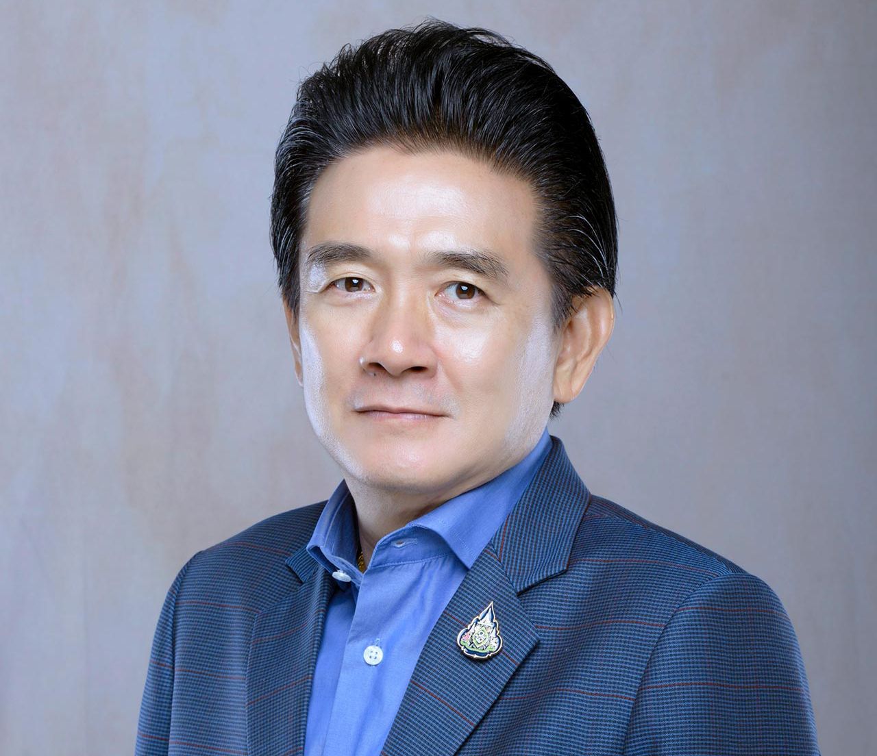 นายยุทธนา ศรีตะบุตร นายก อบจ.หนองคาย.