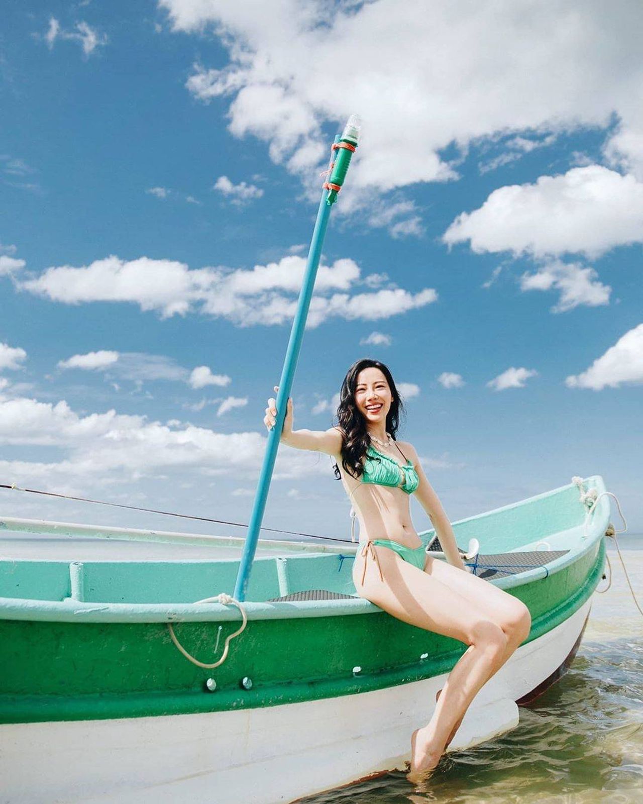 ทับทิม มัลลิกา ขอบคุณภาพจากไอจี @tubtimofficial