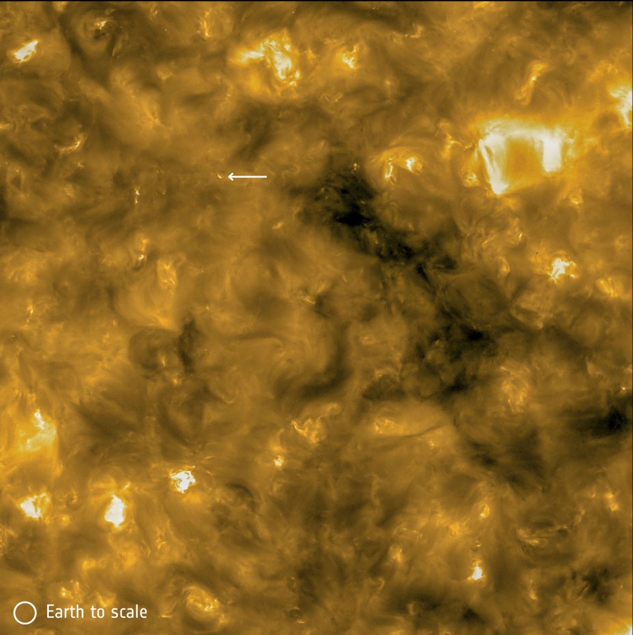 ‘แคมป์ไฟร์’มองเห็นเป็นจุดๆ กระจายทั่วพื้นผิวดวงอาทิตย์ 