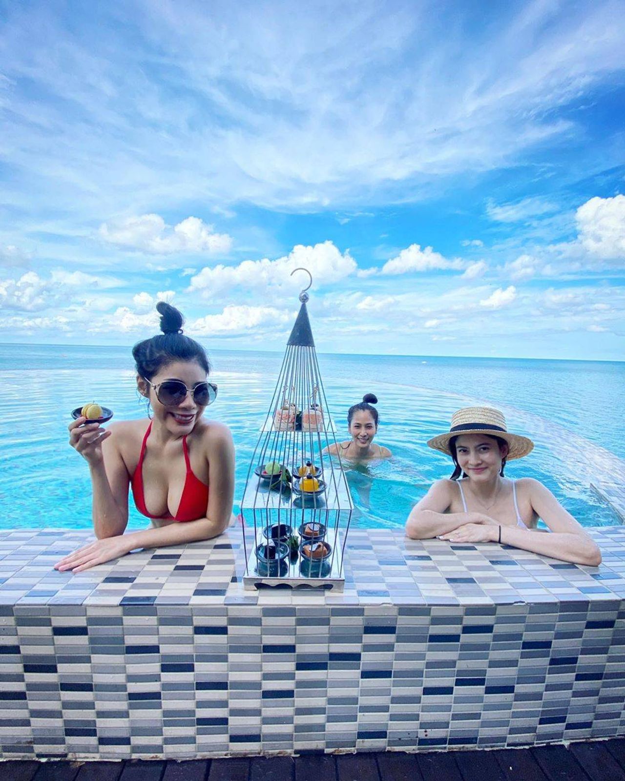 แหวนแหวน-มาร์กี้-แพง ขอบคุณภาพจากไอจี @whanpavarisa