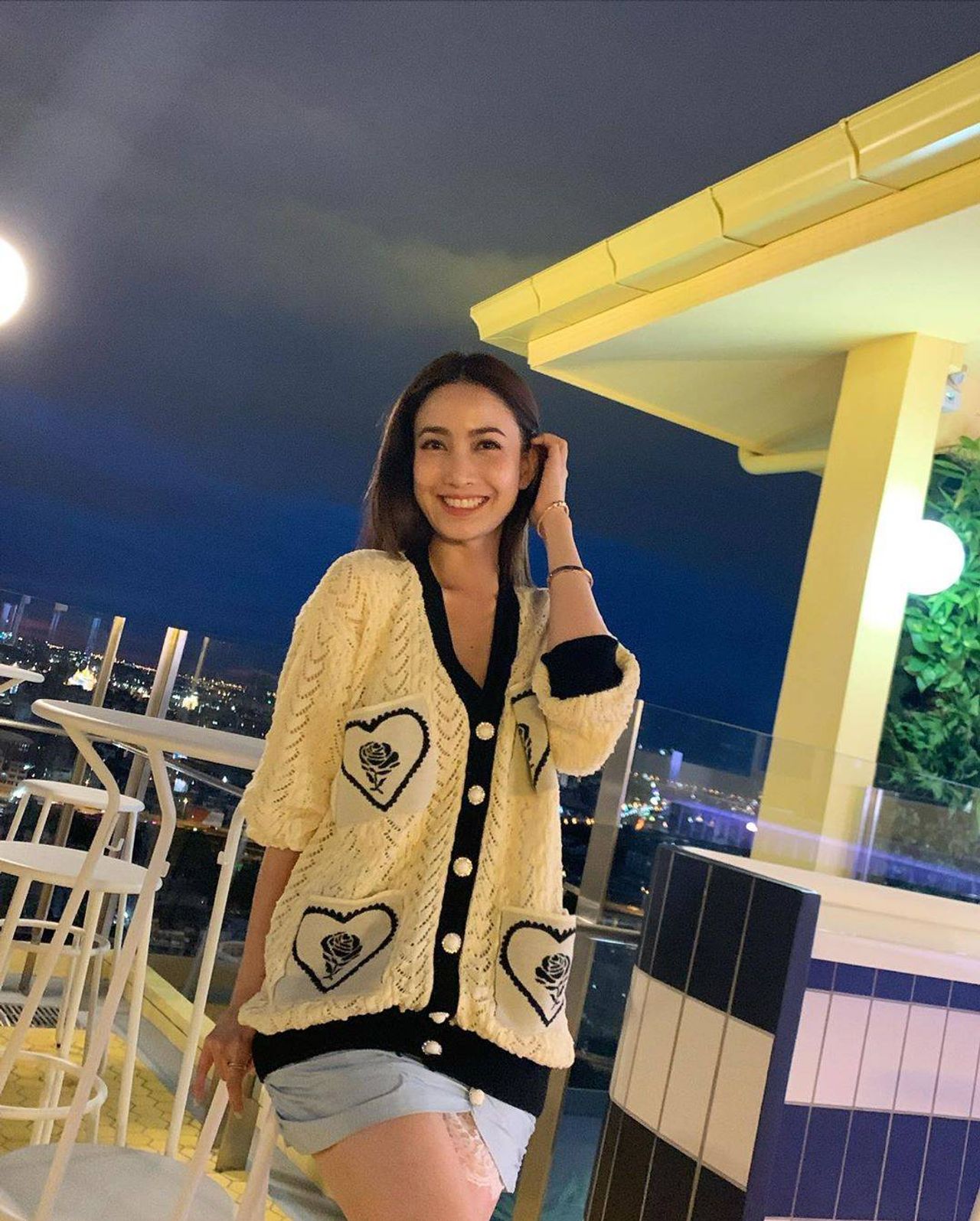 แต้ว ณฐพร ขอบคุณภาพจากไอจี @taewaew_natapohn