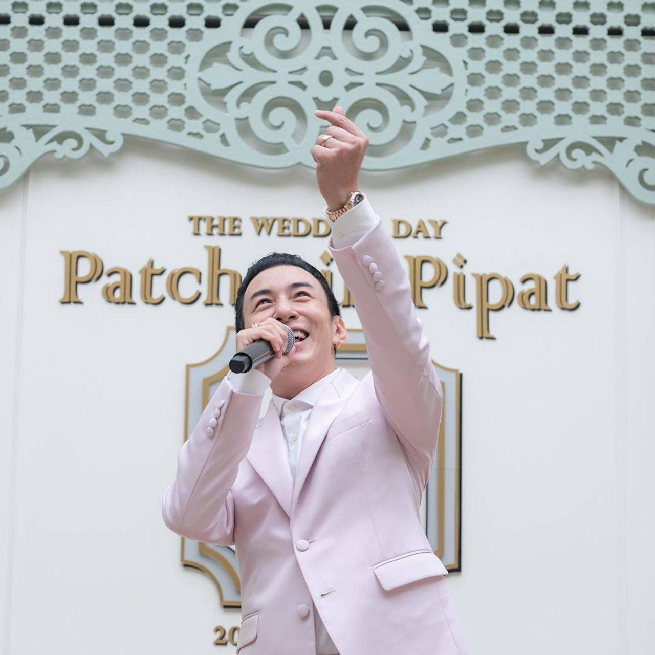 ขอบคุณภาพจากไอจี @armpipat