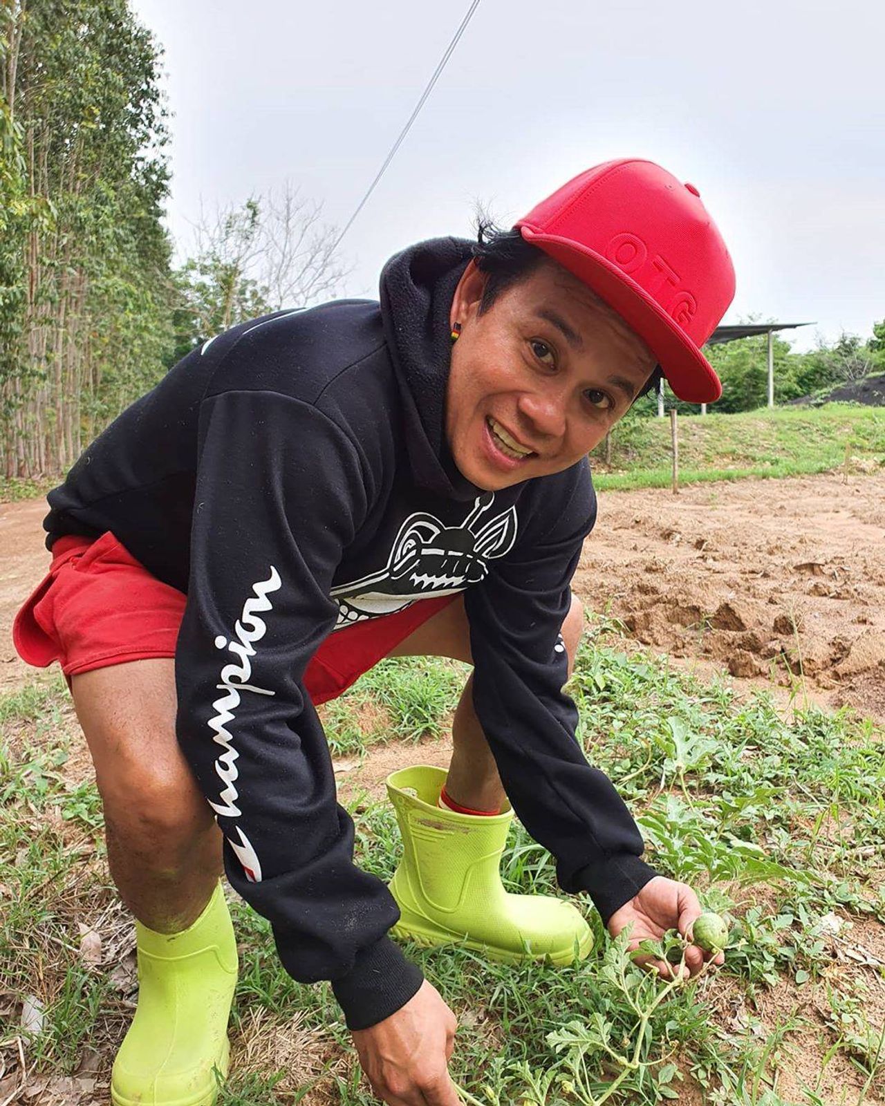เสนาหอย เกียรติศักดิ์ ขอบคุณภาพจากไอจี @hoysaranair