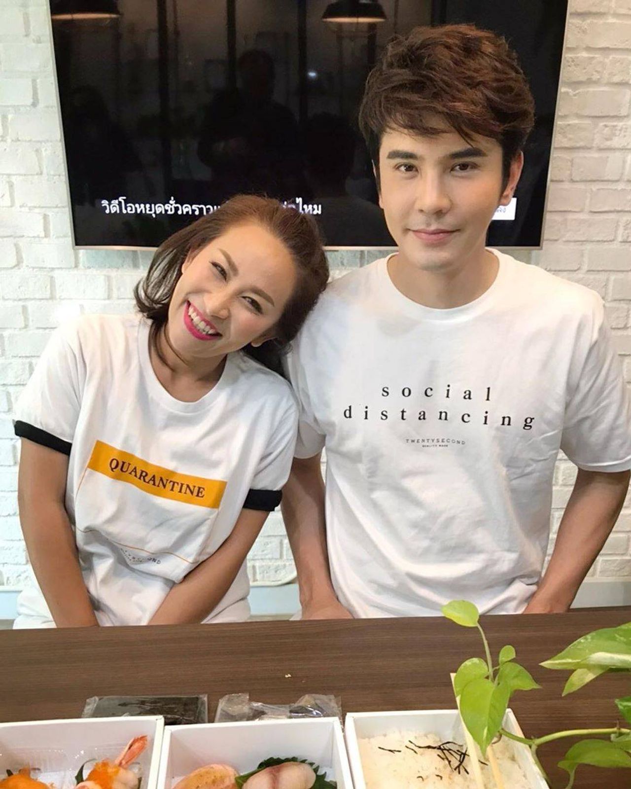 ลาล่า-เล็ก ขอบคุณภาพจากไอจี @lala_bigflower