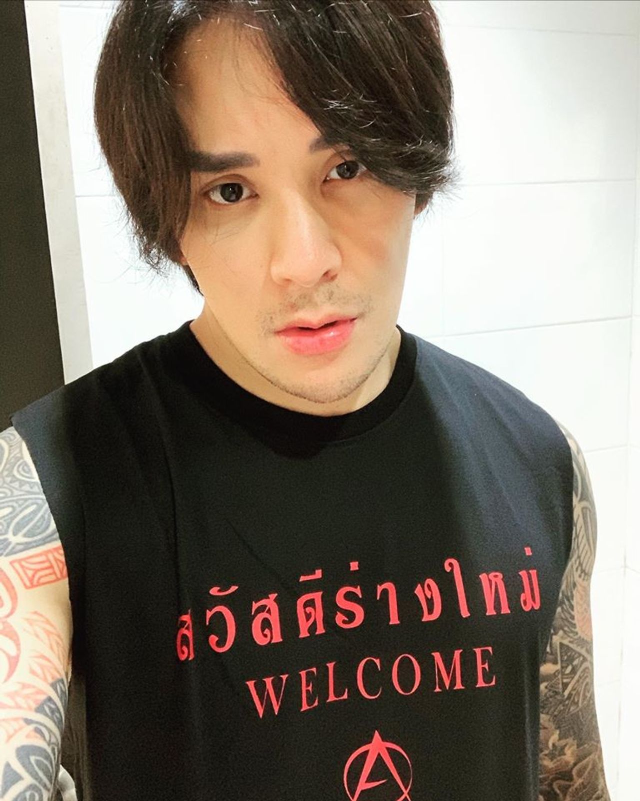 แทค ภรัณยู ขอบคุณภาพจากแฟนเพจ แทค ภรัณยู โรจนวุฒิธรรม ๙๙