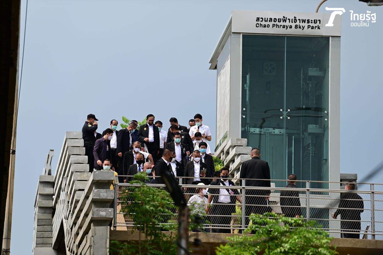 สวนลอยฟ้าเจ้าพระยา 