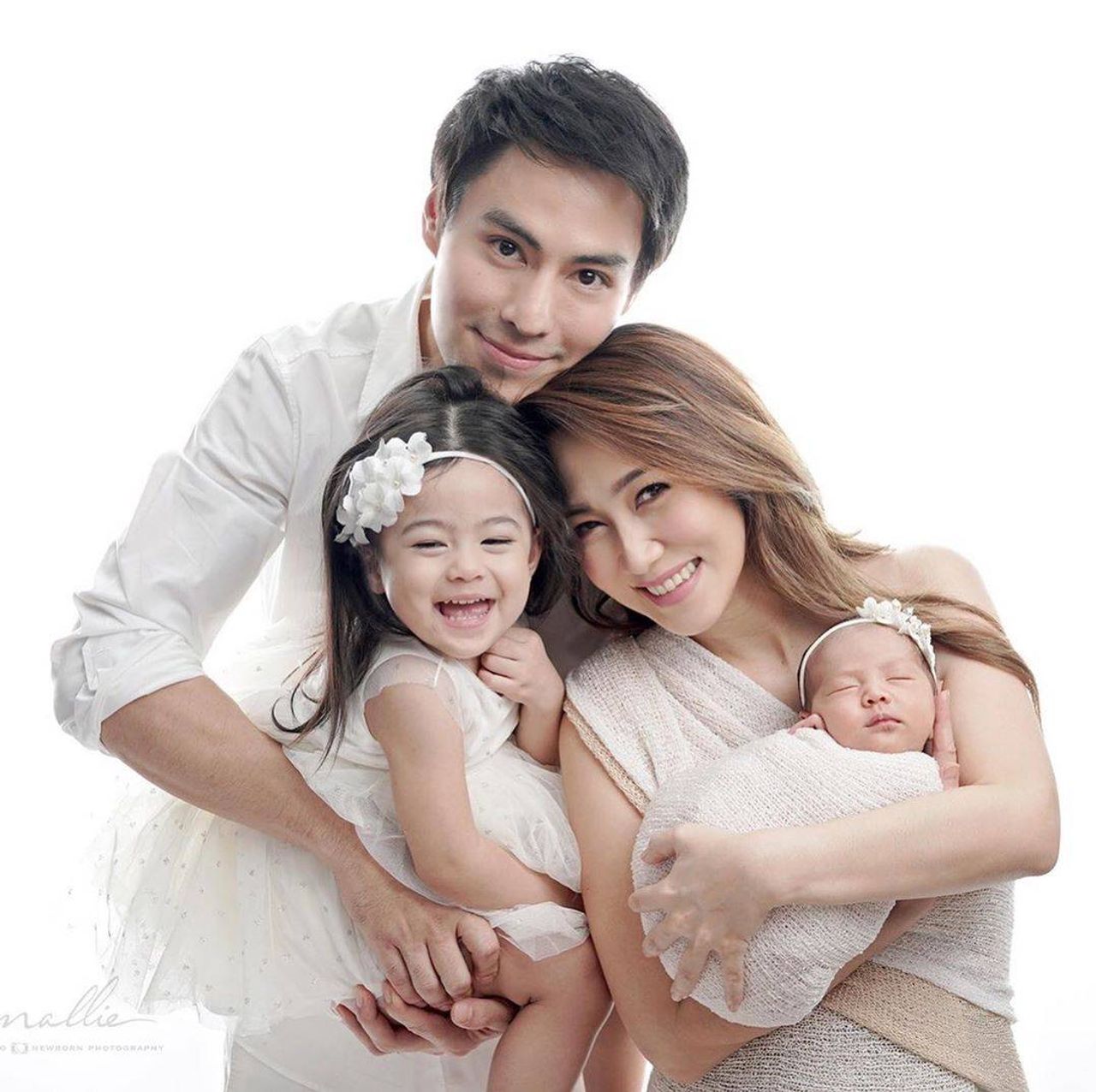 ต้าร์-น้ำหวาน และ น้องลูก้า-น้องมาโก้ ขอบคุณภาพจากไอจี @navintar